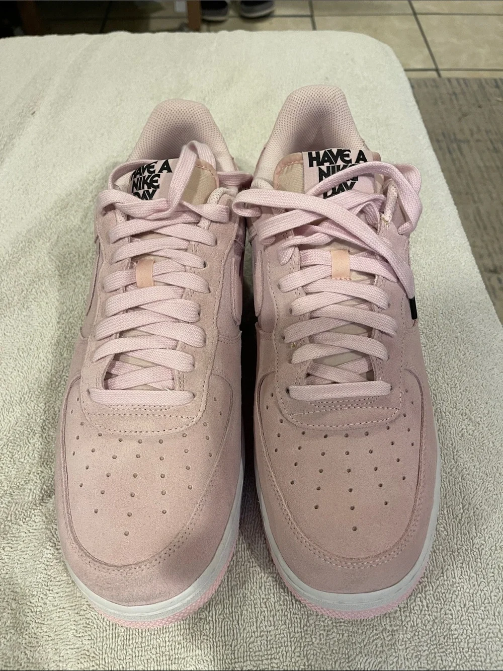 Nike men’s have a nice day-rare